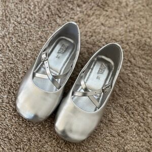 Zara Kids Silver Dress Shoes (Toddler 8)